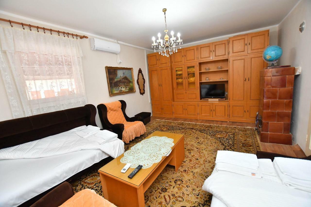 Kaza Apartment 克拉多沃 外观 照片